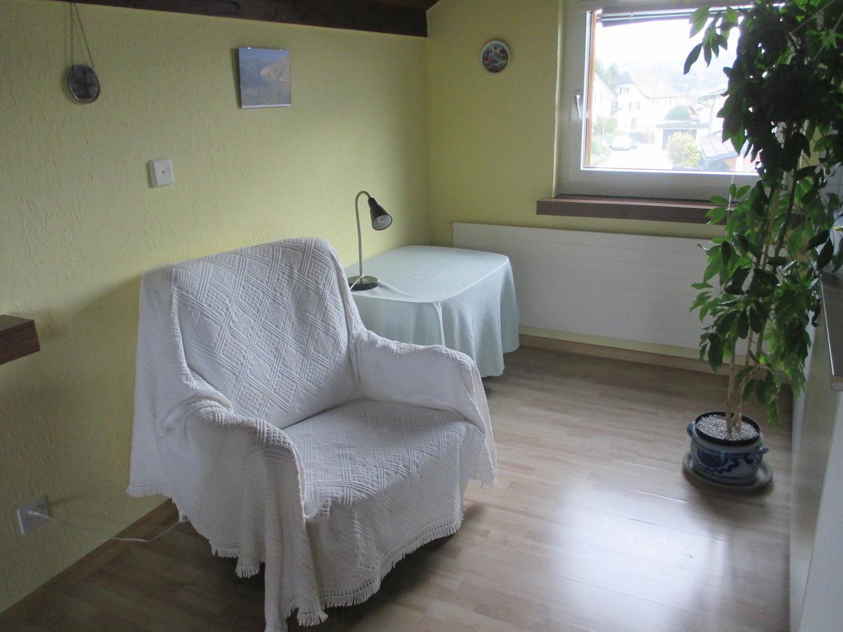 Heidis Gastehaus Bed and Breakfast Niederwil Exteriör bild